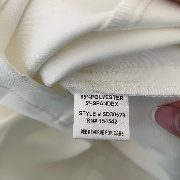 Sensemill Off the Shoulder Ruffle Bodycon Dress - Picture 5 of 8